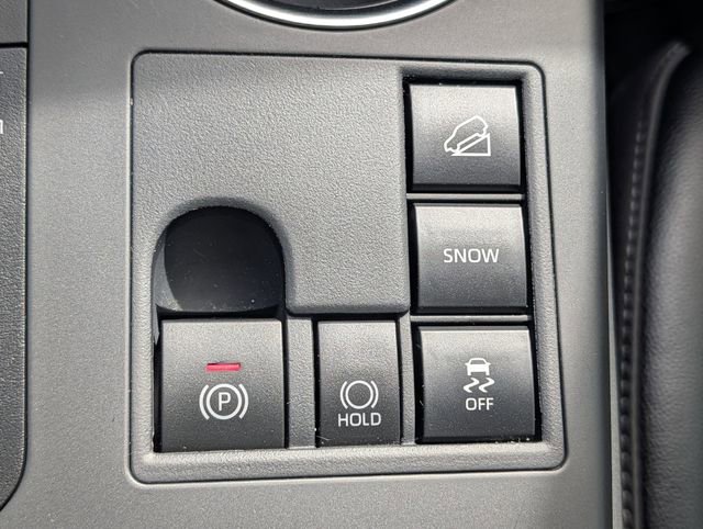 Used 2025 Toyota Highlander XSE image 16