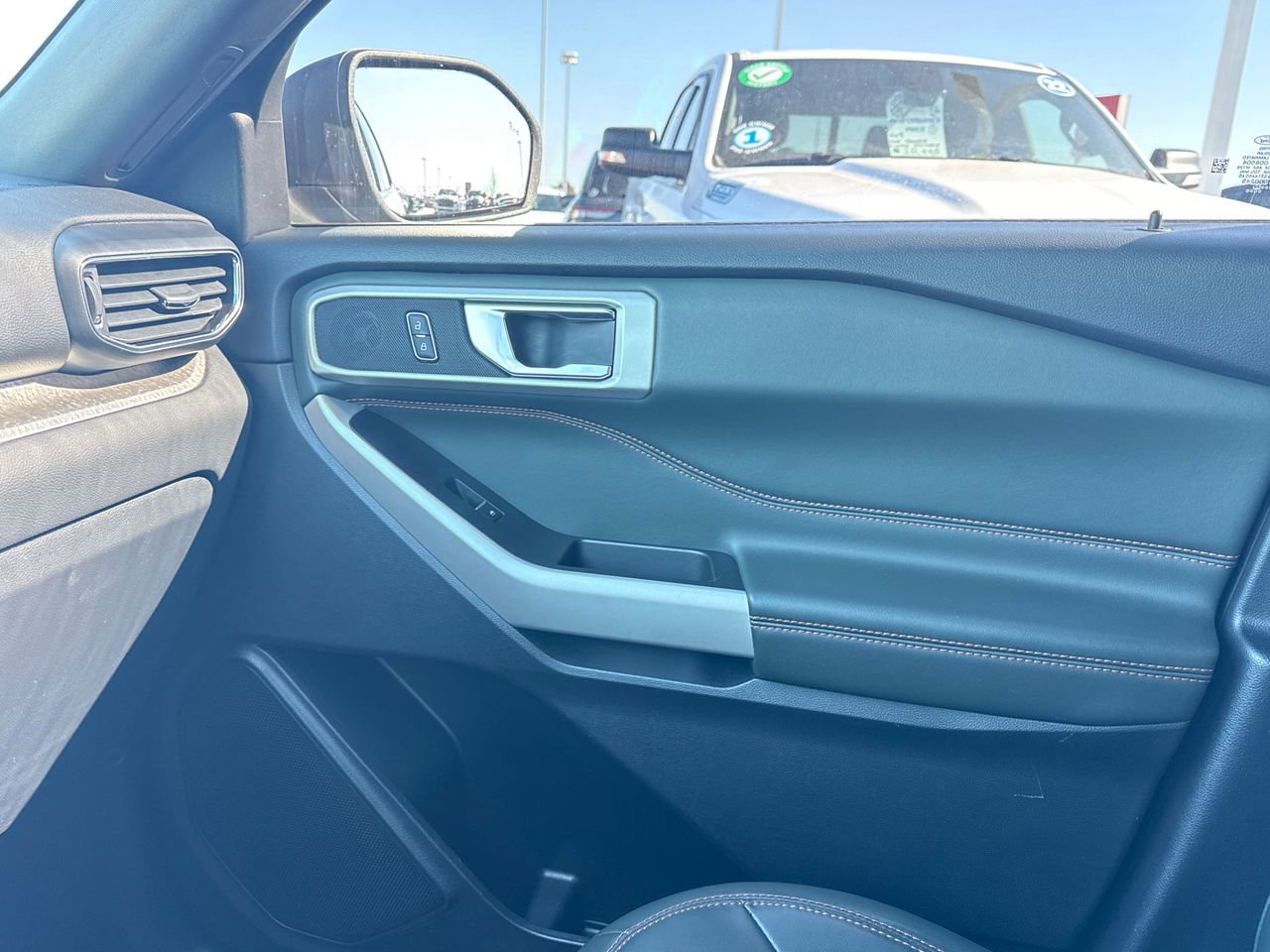 Used 2022 Ford Explorer Timberline image 23