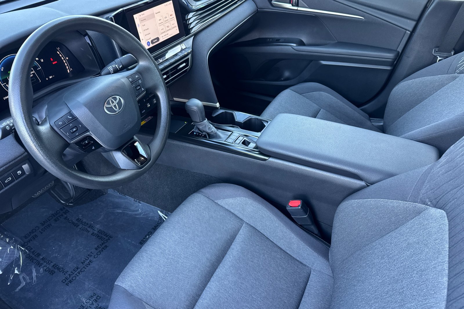 Used 2025 Toyota Camry LE w/ Convenience Package FWD image 10