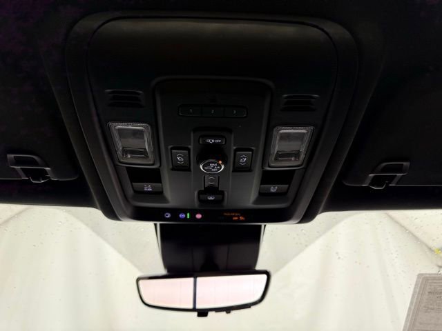 Used 2023 Chevrolet Tahoe High Country w/ Advanced Technology Package image 46