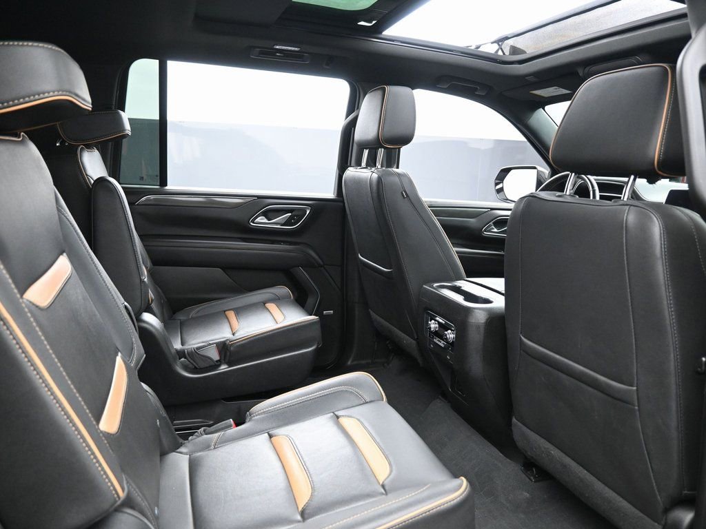 Used 2023 GMC Yukon XL AT4 w/ AT4 Premium Package image 34
