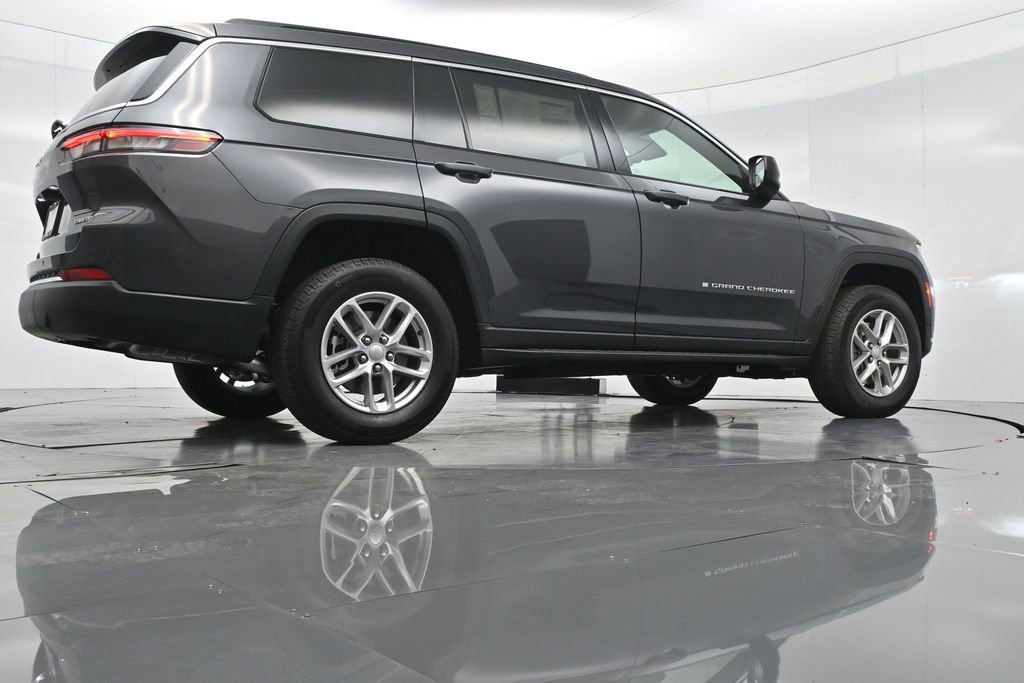 New 2025 Jeep Grand Cherokee L Laredo w/ Luxury Tech Group I image 39
