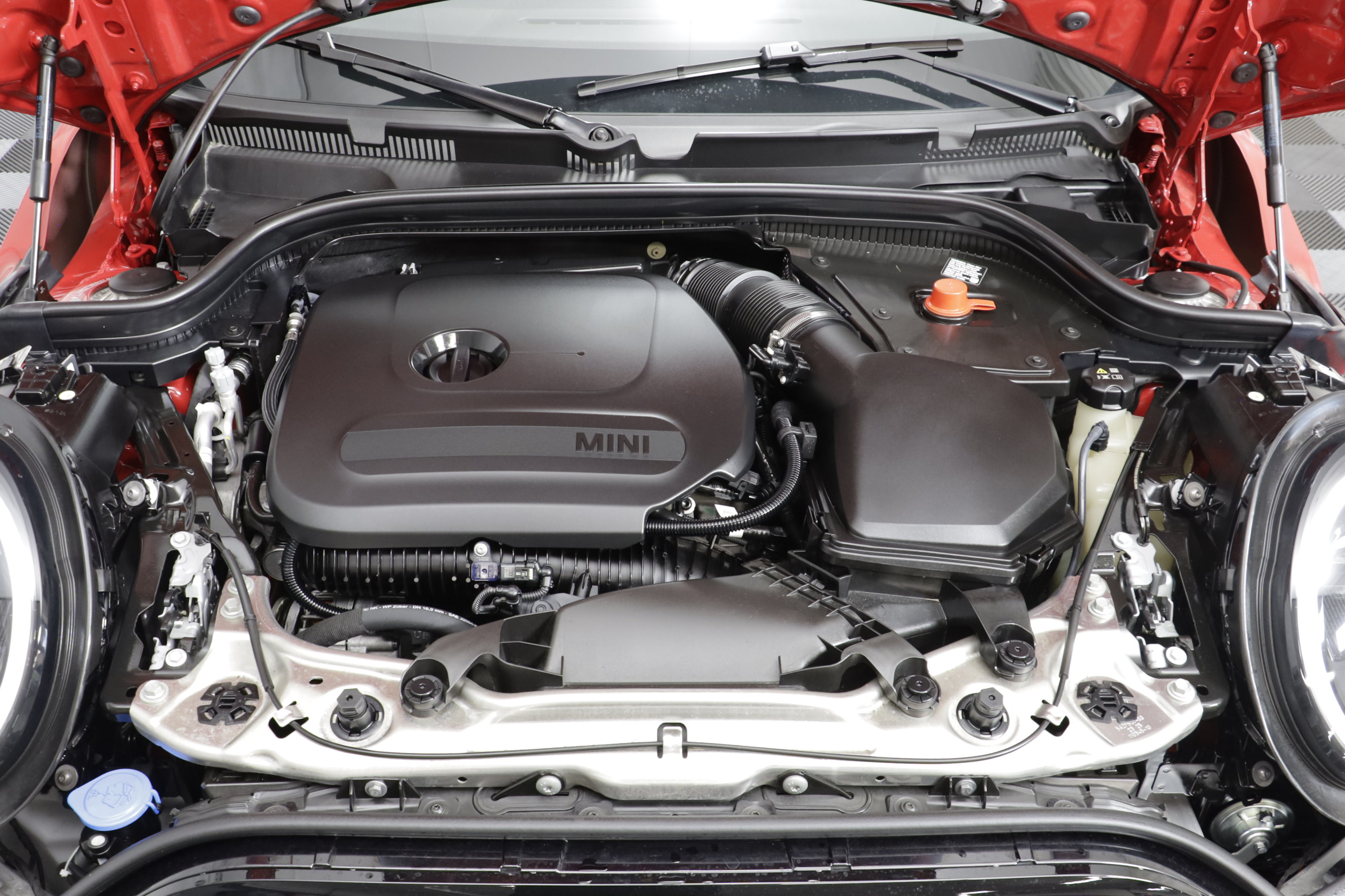 Certified 2026 MINI Cooper 2-Door Hardtop FWD image 22