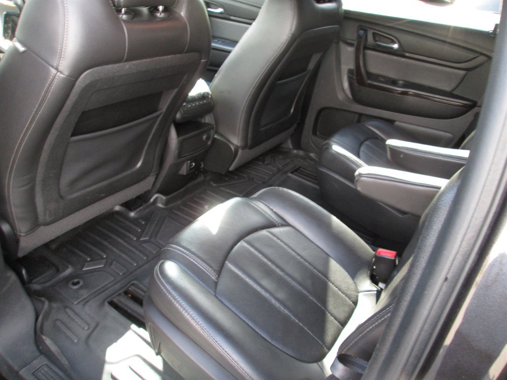 Used 2017 Chevrolet Traverse Premier AWD/4WD image 9