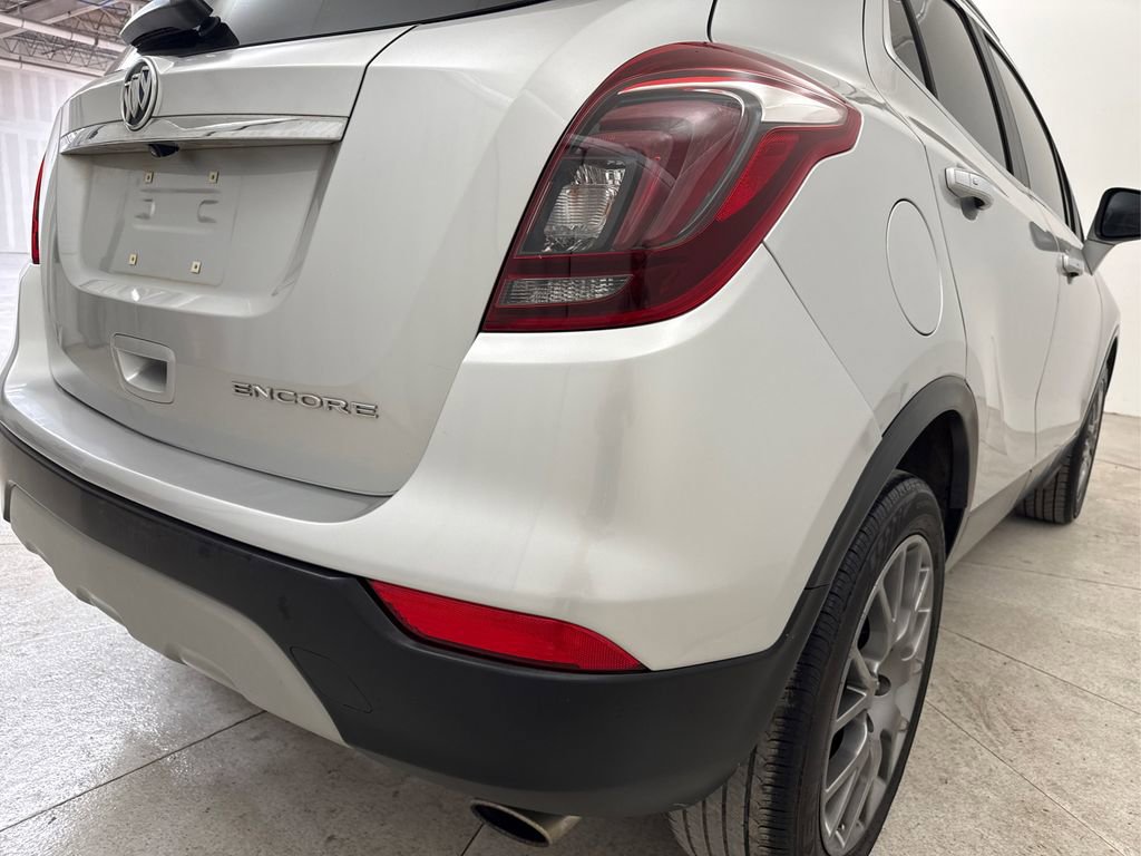 Used 2019 Buick Encore Sport Touring w/ LPO, Road Trip Package image 18