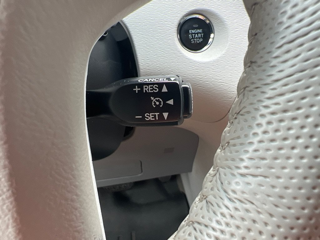 Used 2013 Toyota Sienna XLE FWD image 16