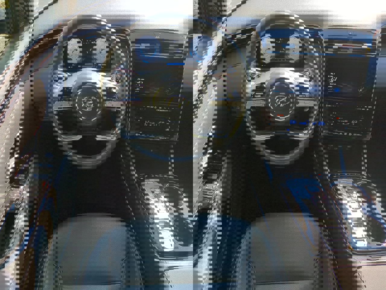 Certified 2022 Hyundai Tucson Limited image 16