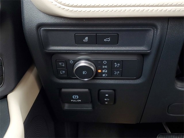 Certified 2022 Ford Expedition Platinum image 18