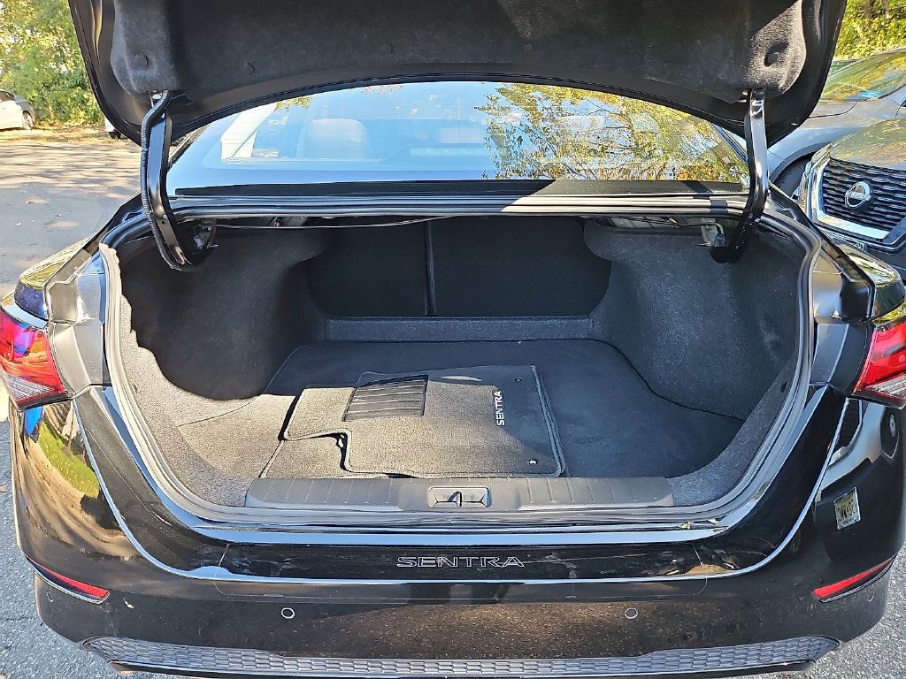 Used 2024 Nissan Sentra S FWD image 29