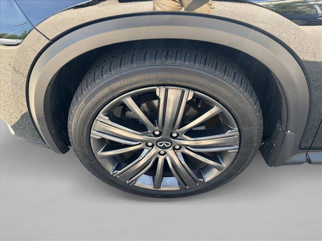 Used 2020 INFINITI QX50 Essential w/ Edition 30 Package AWD/4WD image 9