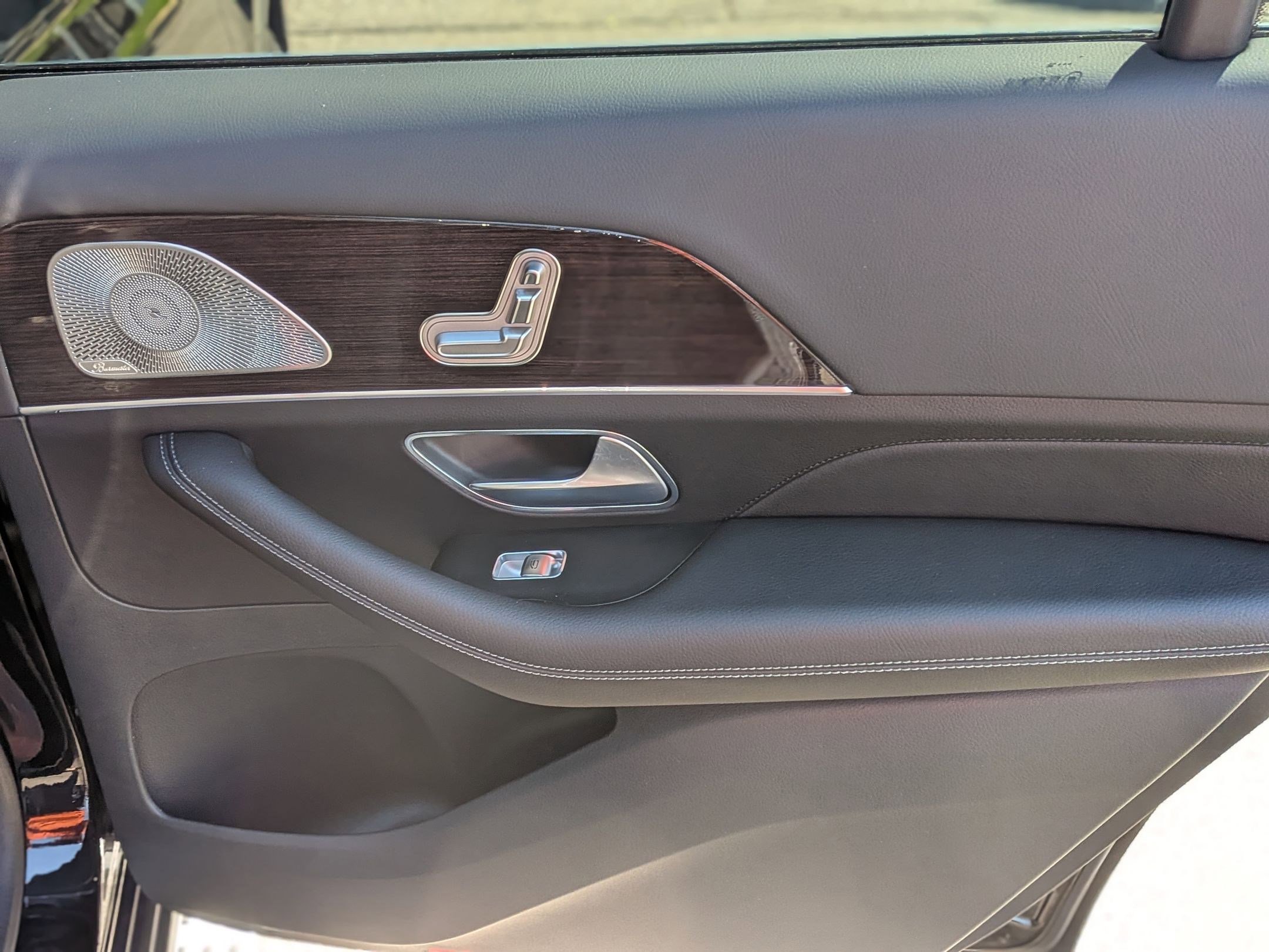 Certified 2025 Mercedes-Benz GLS 450 GLS 450 image 34