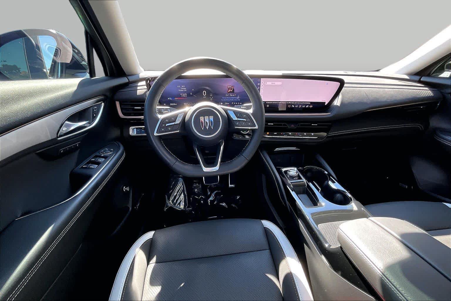 Used 2024 Buick Envision Sport Touring AWD/4WD image 6