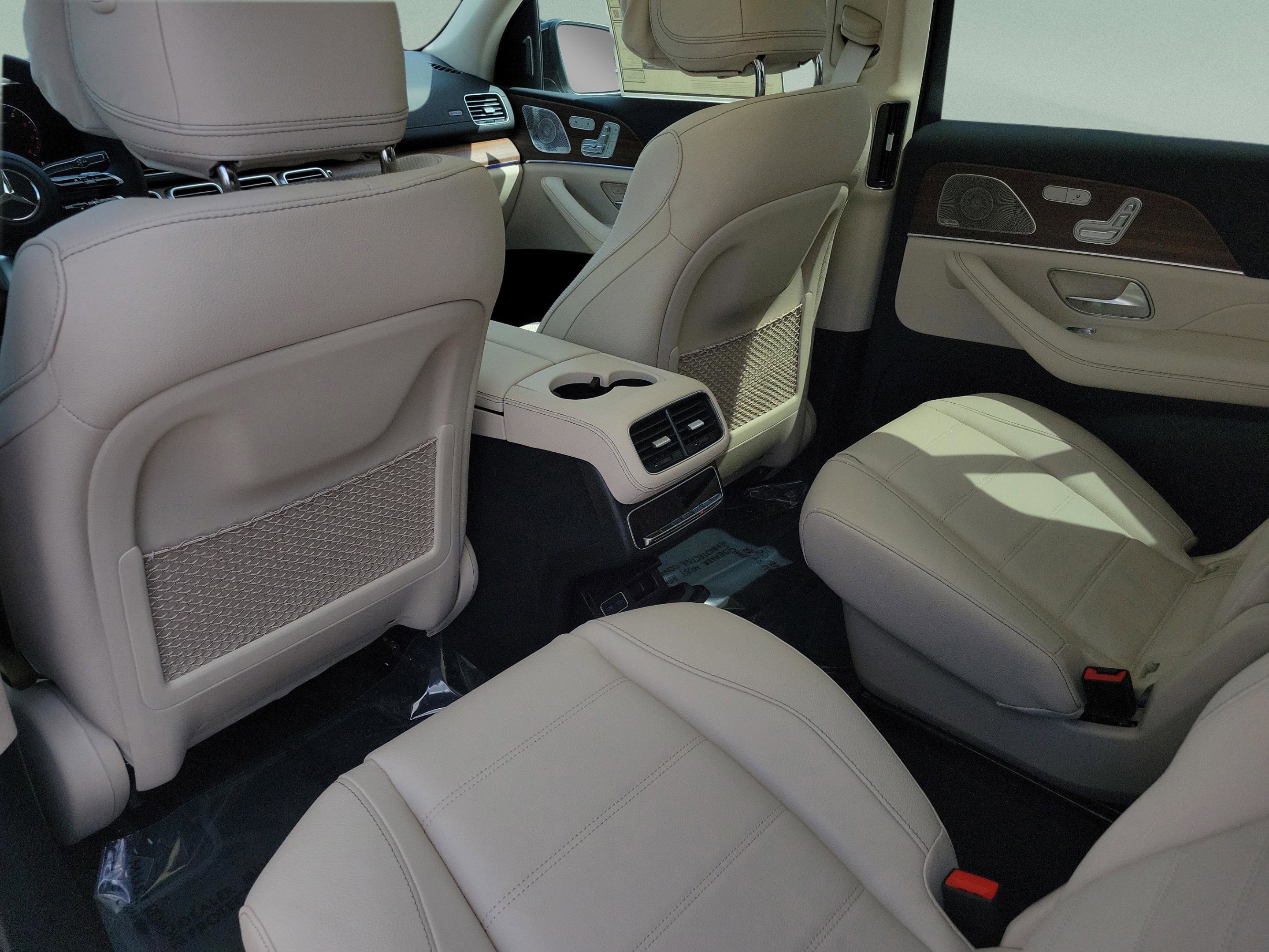 New 2026 Mercedes-Benz GLS 450 4MATIC image 11