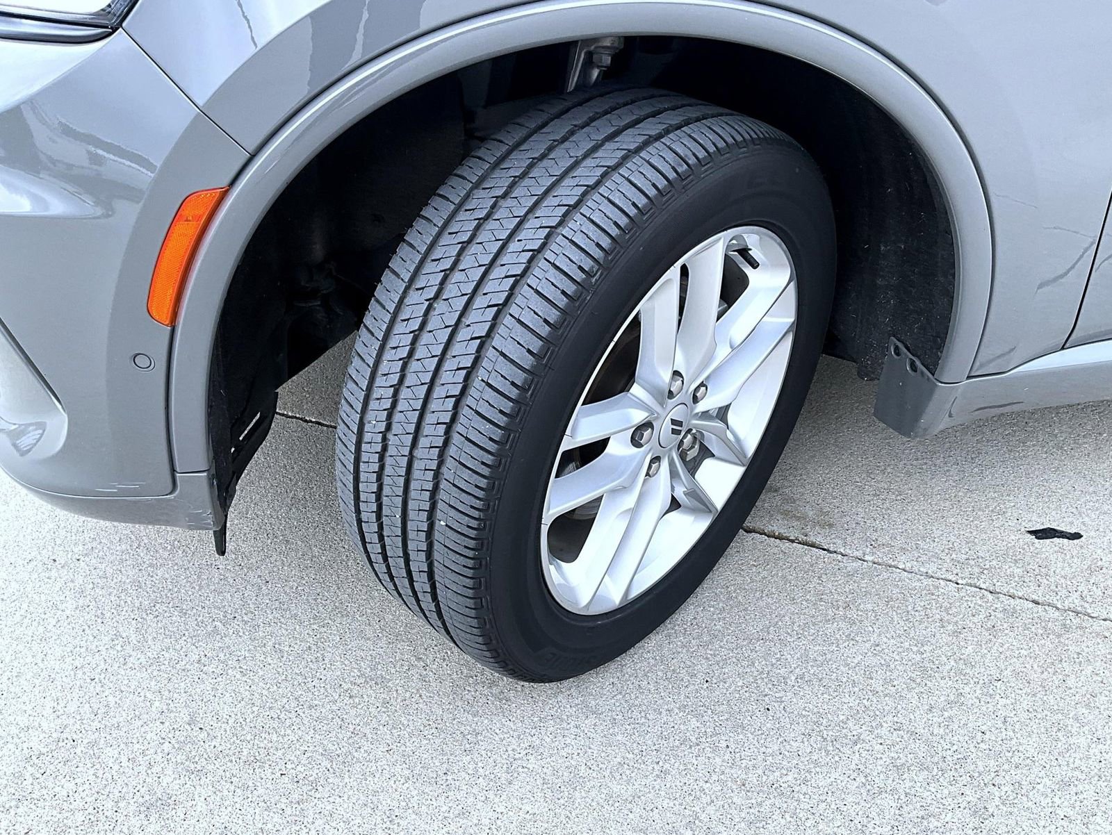 Used 2025 Dodge Durango GT image 34