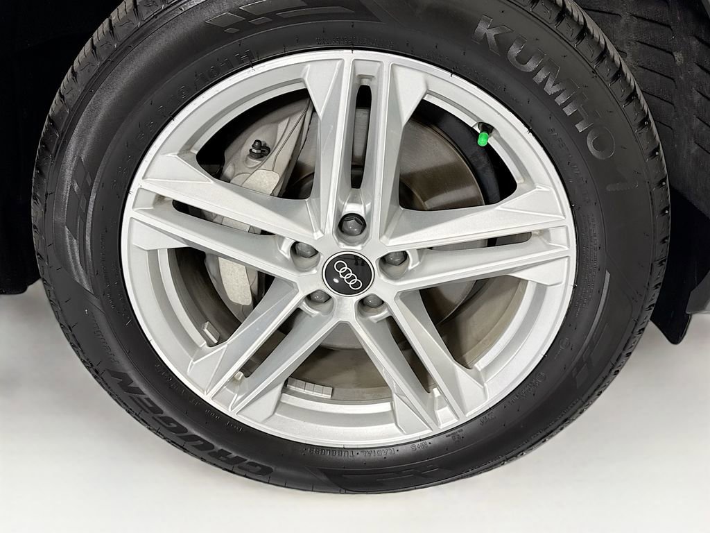 Used 2023 Audi Q5 e Premium Plus w/ Premium Plus Package image 33