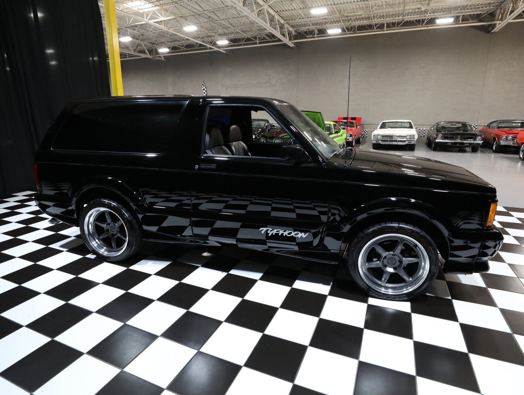 Used 1993 GMC Typhoon AWD/4WD image 18