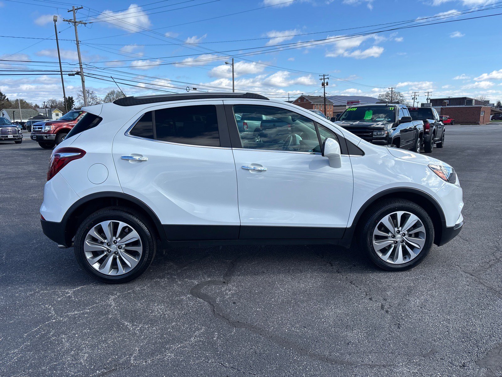 Used 2020 Buick Encore Preferred AWD/4WD image 8