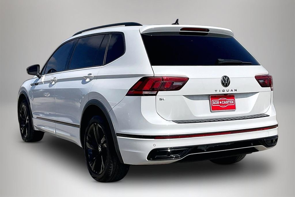 Used 2024 Volkswagen Tiguan SE R-Line image 4