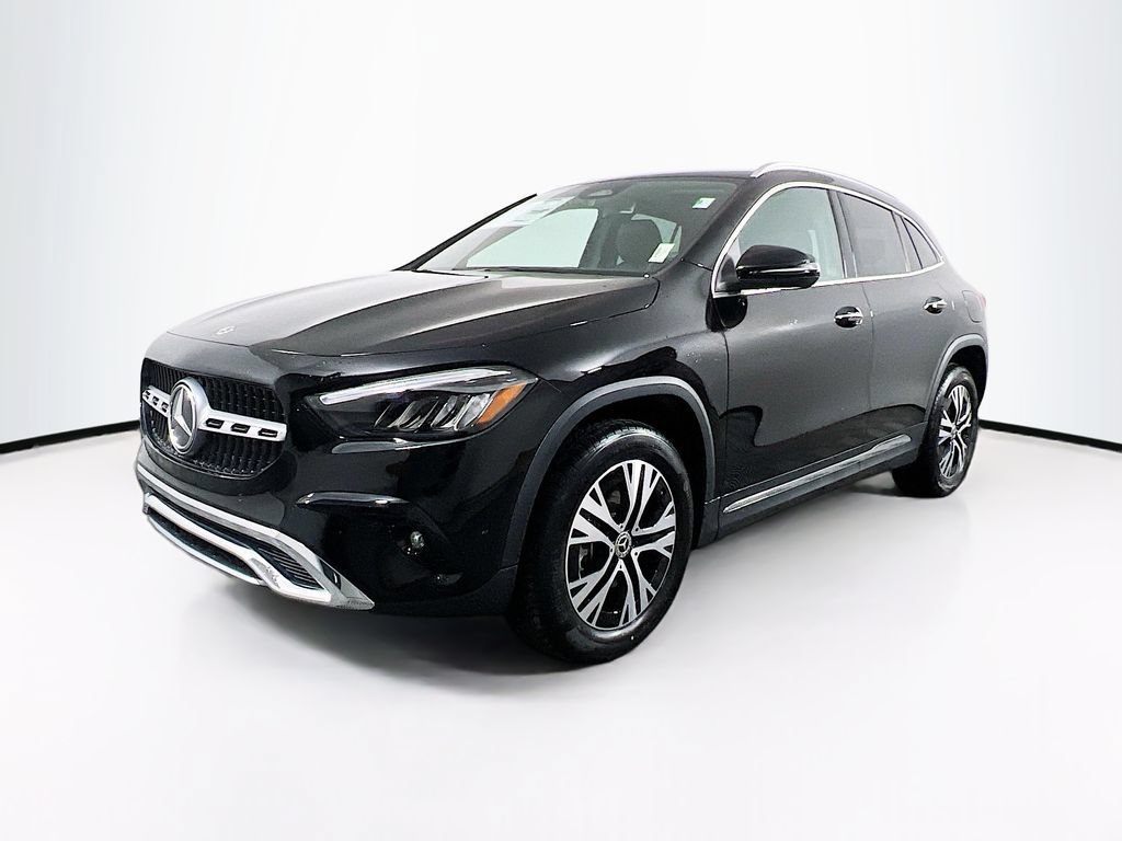 Used 2025 Mercedes-Benz GLA 250 4MATIC image 3