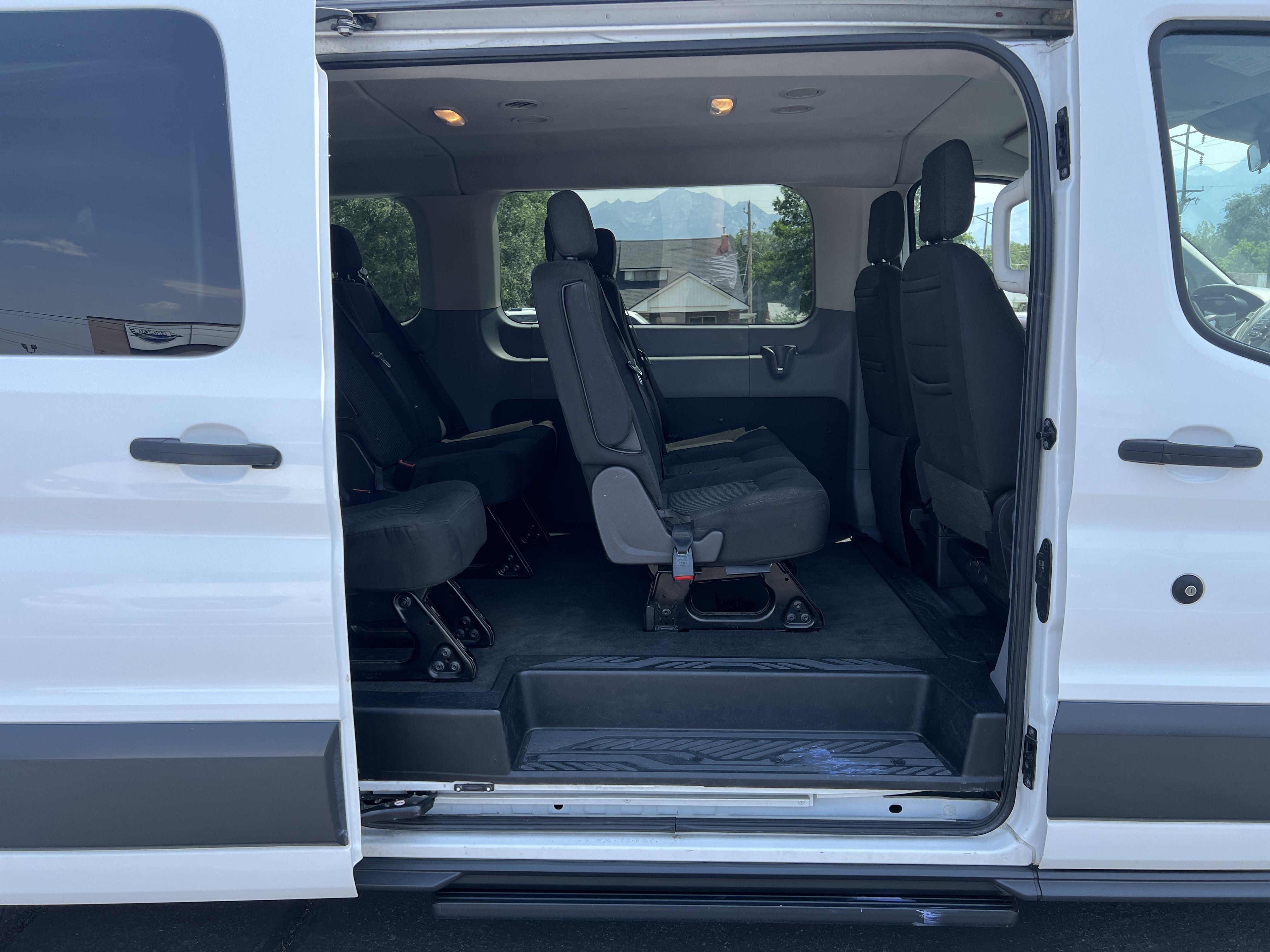 Used 2018 Ford Transit 350 XLT RWD image 18