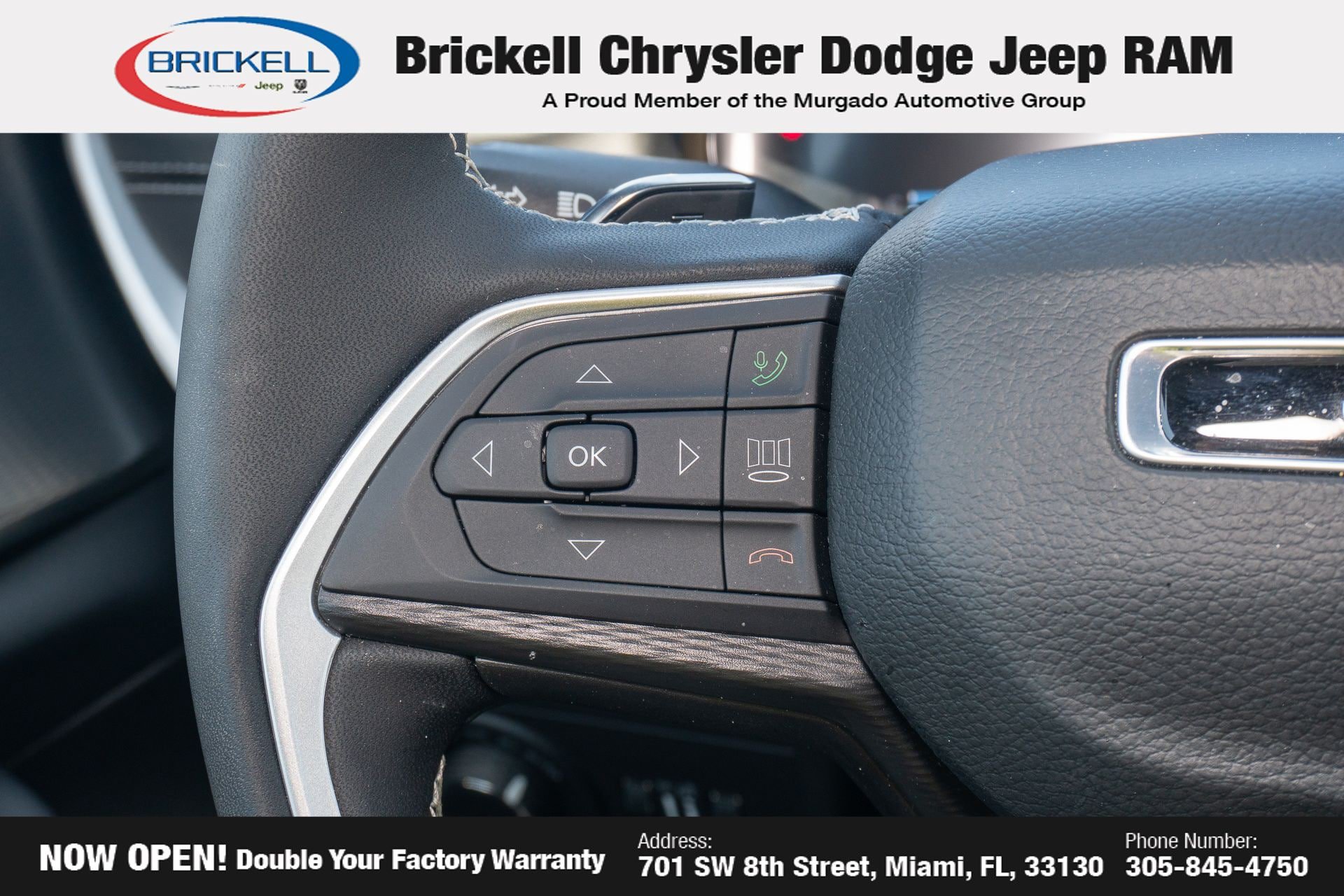 Used 2025 Jeep Grand Cherokee L Altitude AWD/4WD image 31