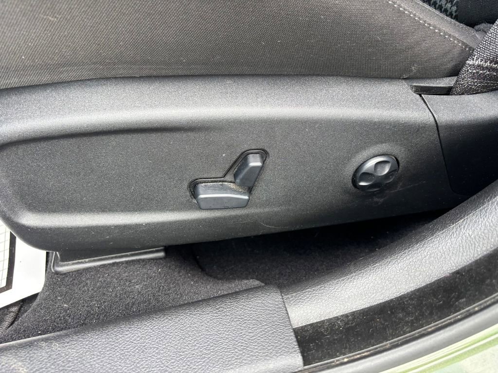 Used 2020 Dodge Charger R/T w/ Blacktop Package image 14