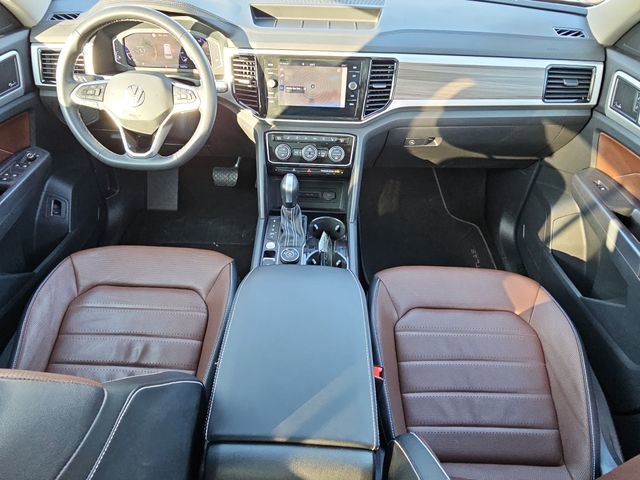 Used 2021 Volkswagen Atlas SEL Premium image 22