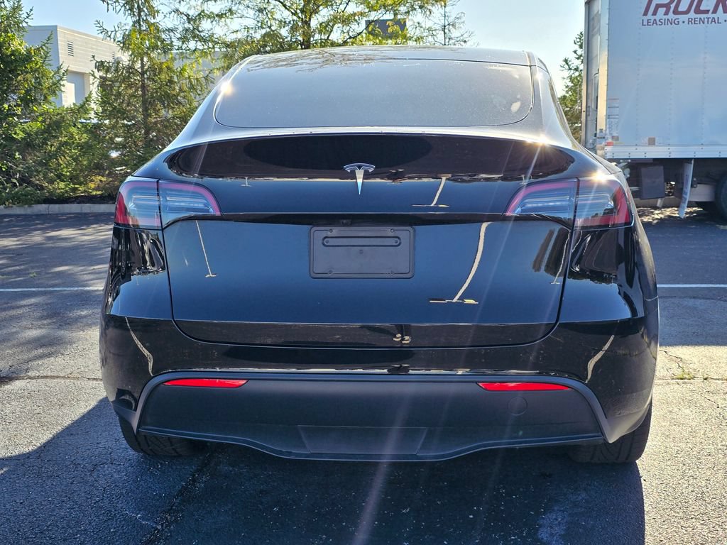 Used 2023 Tesla Model Y 2WD image 6