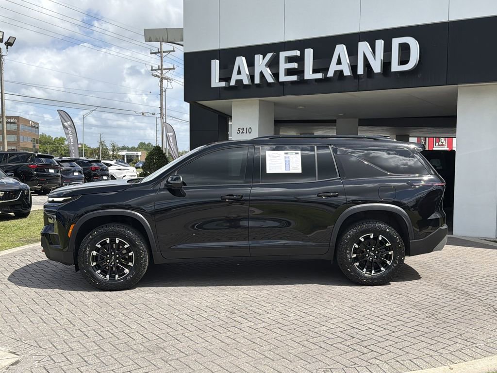 Certified 2024 Chevrolet Traverse Z71 image 2