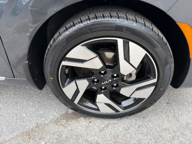 Used 2023 Kia Soul GT-Line FWD image 14