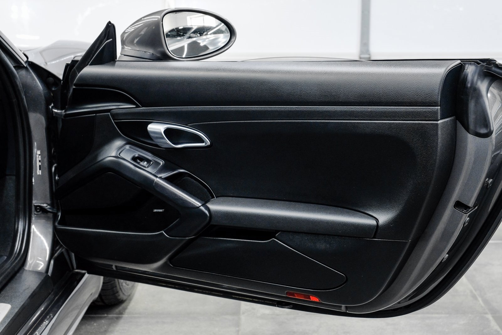 Used 2022 Porsche 718 Cayman image 47