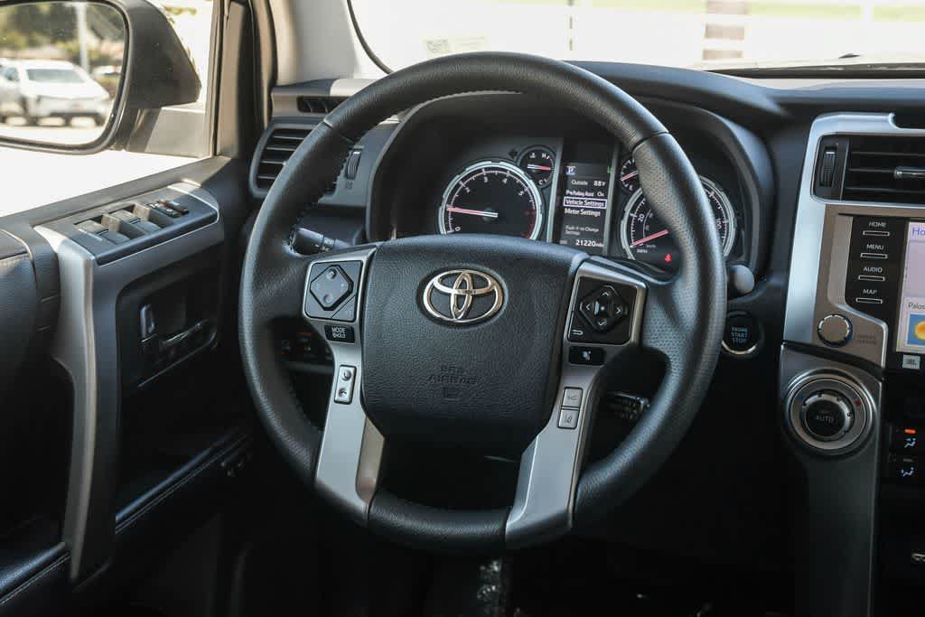 Used 2022 Toyota 4Runner Limited RWD image 12