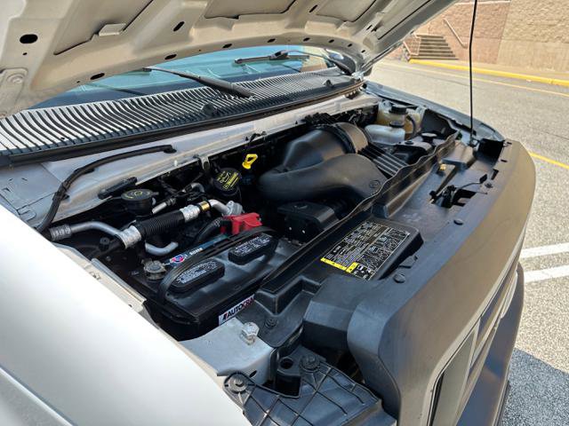 Used 2010 Ford E-250 and Econoline 250 E-250 ( NATURAL GAS) ONLY image 39