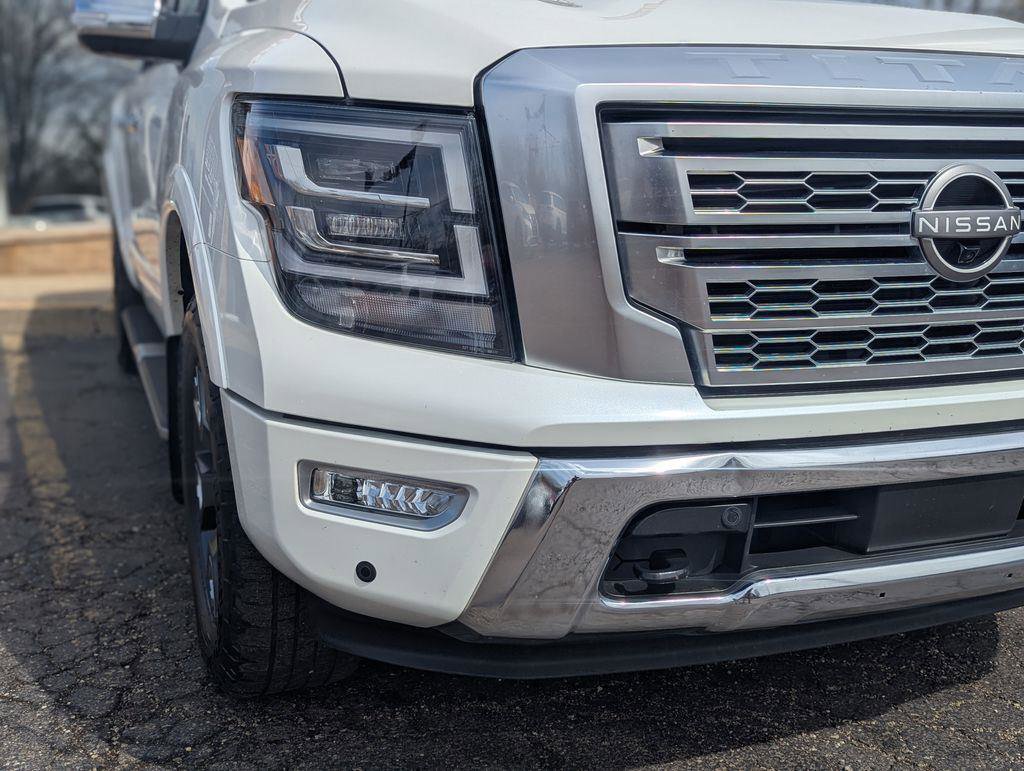 Used 2023 Nissan Titan Platinum Reserve w/ Moonroof Package image 13