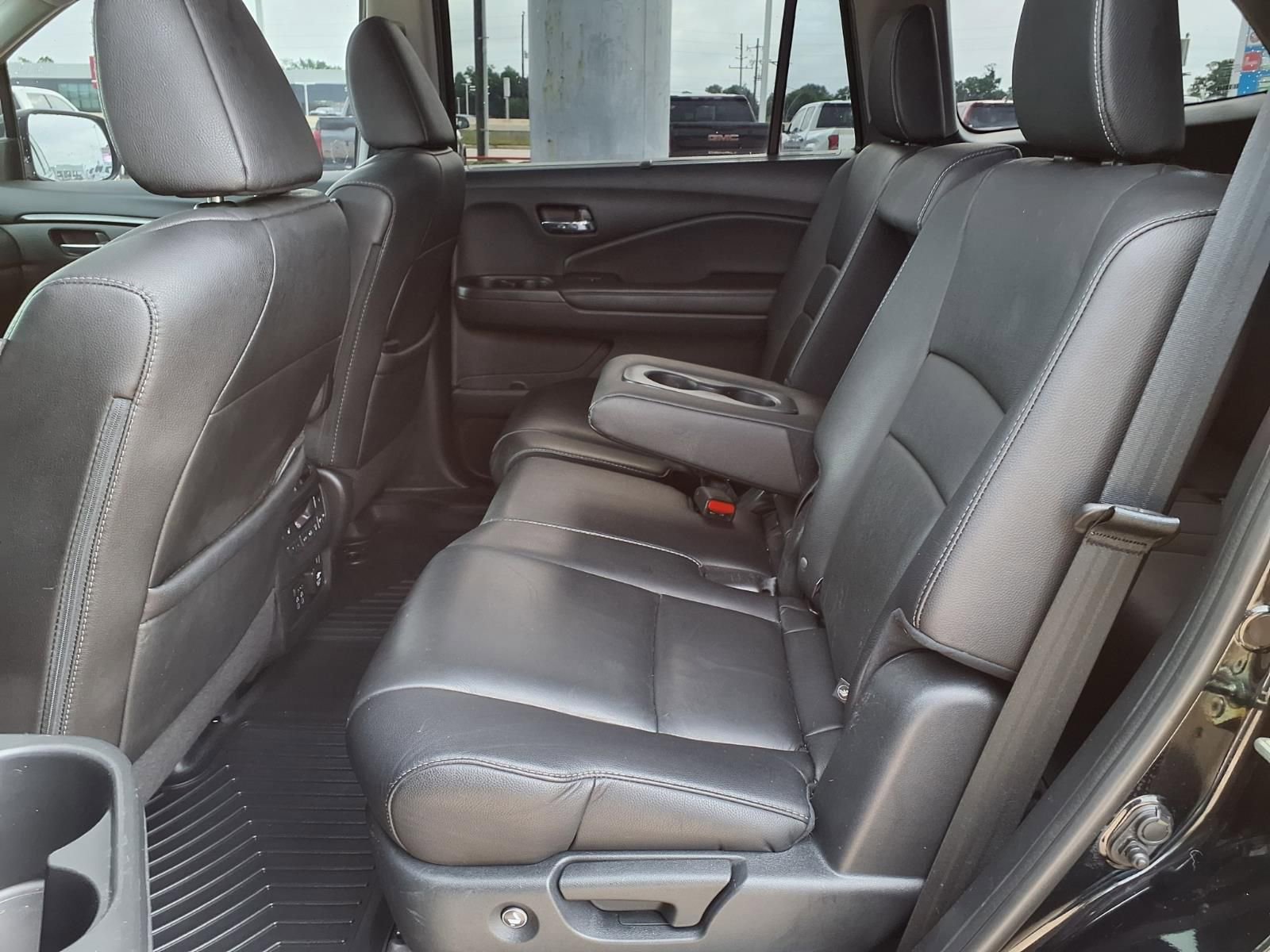 Used 2020 Honda Pilot Touring image 17