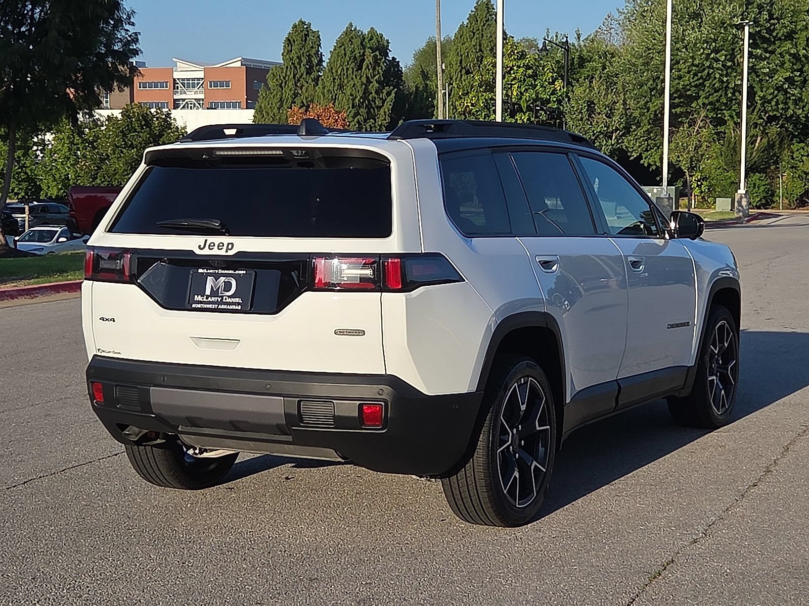 New 2026 Jeep Cherokee Overland w/ Trailer Tow Group AWD/4WD image 5