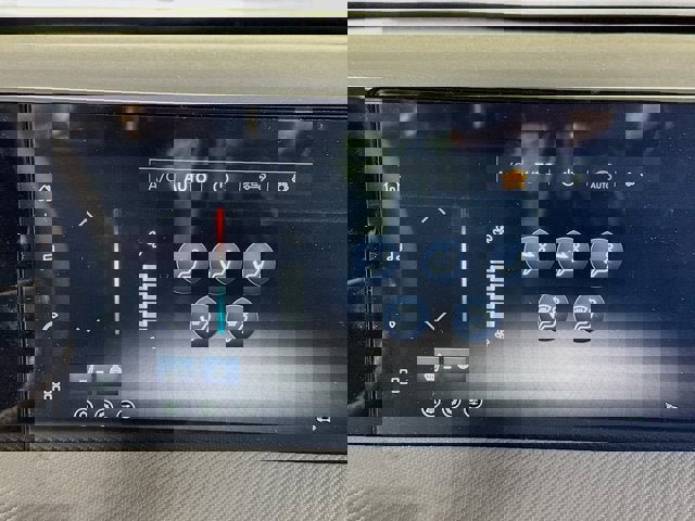 New 2026 Nissan Kicks SR w/ SR Premium Package image 16