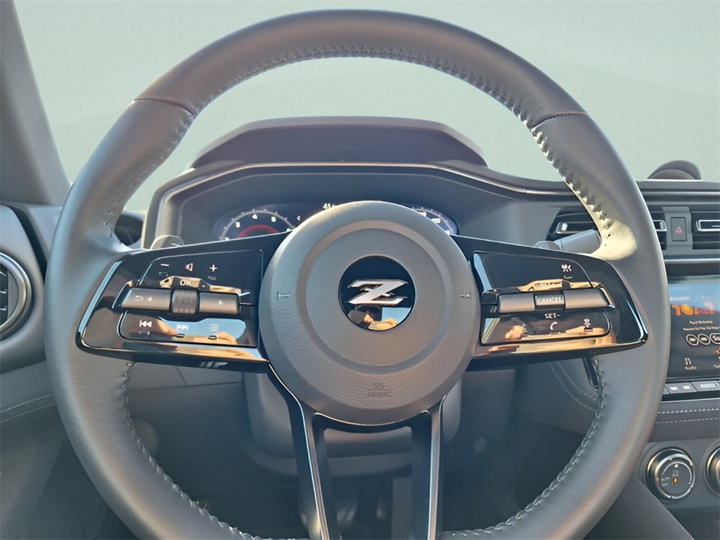 Used 2025 Nissan Z Sport w/ Floor Mat Package image 18