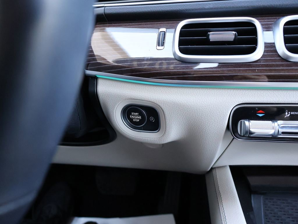 Certified 2021 Mercedes-Benz GLS 450 4MATIC image 31