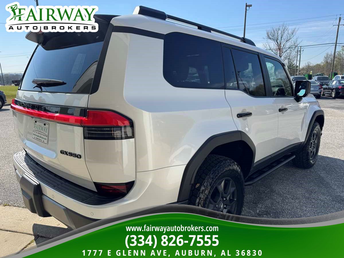 Used 2024 Lexus GX 550 AWD/4WD image 6