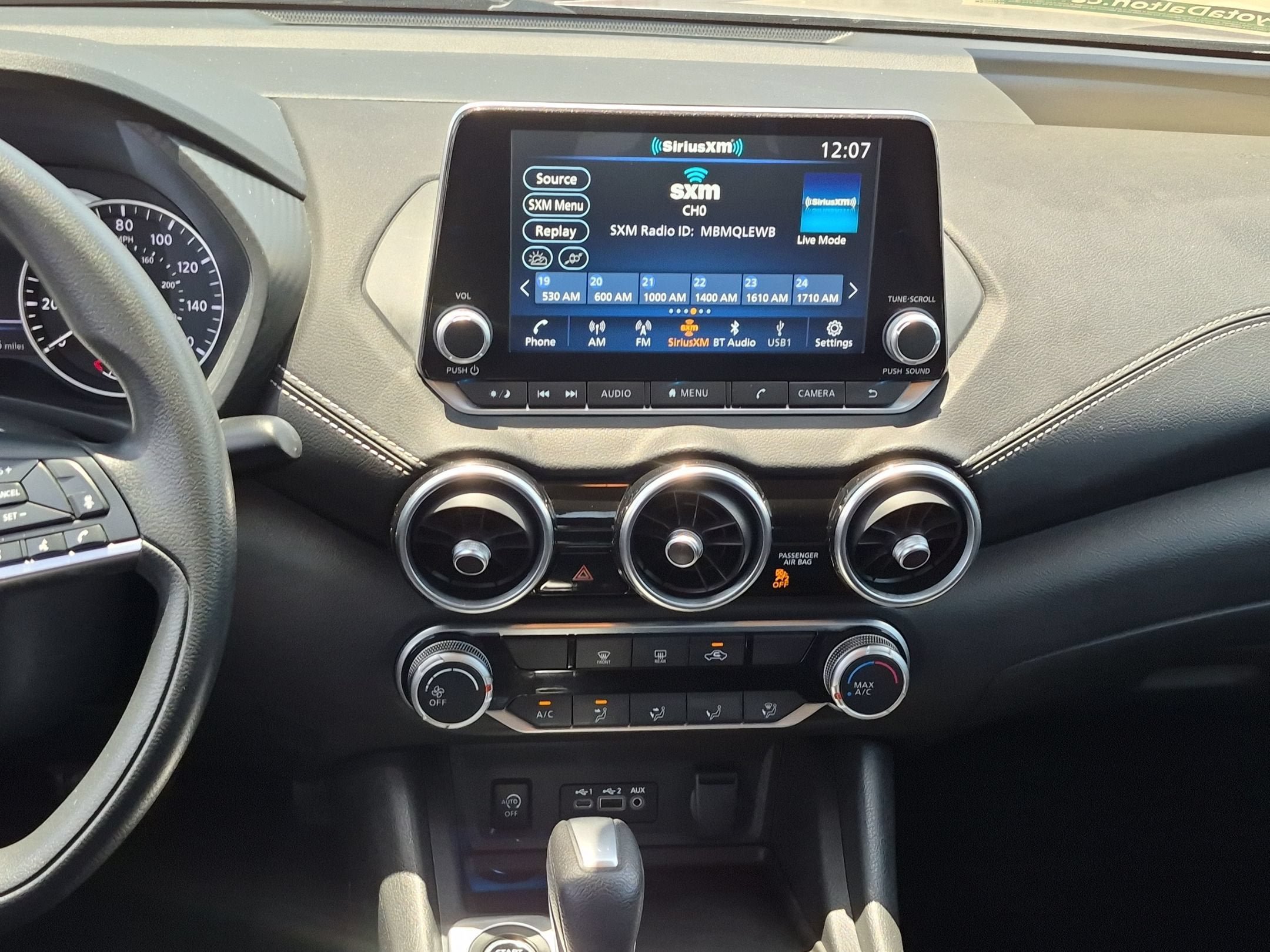 Used 2024 Nissan Sentra SV FWD image 22