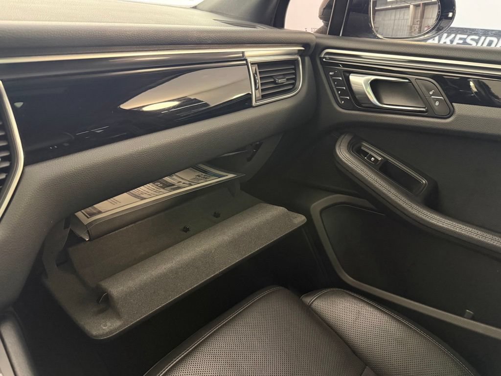 Used 2017 Porsche Macan S AWD/4WD image 39