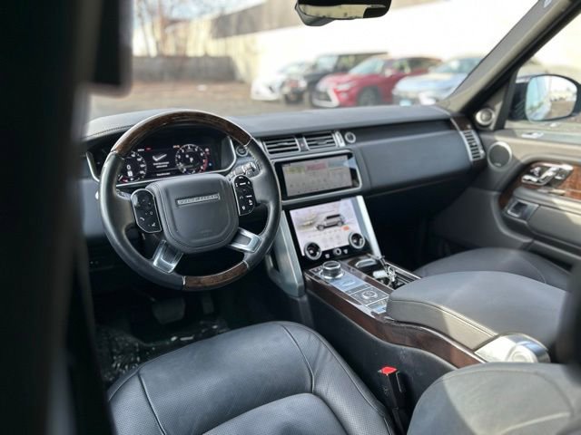 Used 2019 Land Rover Range Rover Long Wheelbase Supercharged image 19