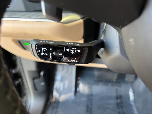 Used 2024 Porsche Cayenne Coupe image 29