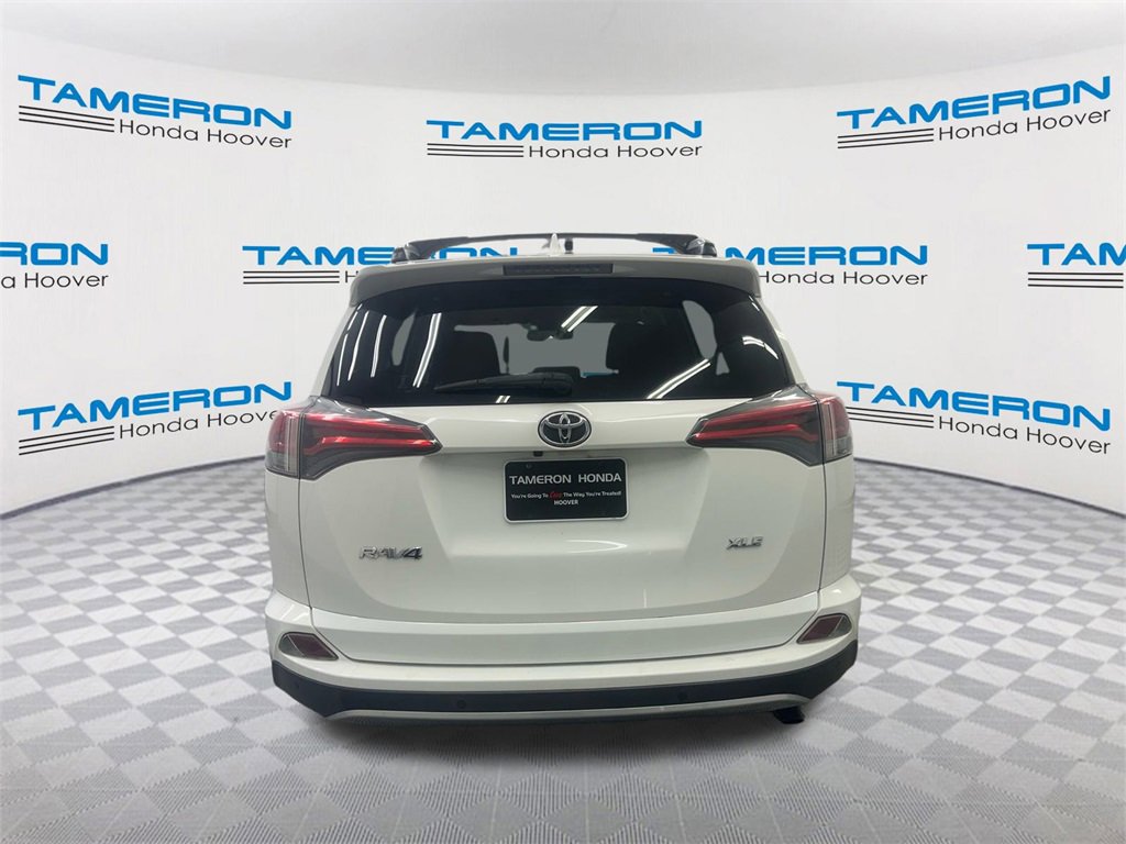 Used 2017 Toyota RAV4 XLE image 4