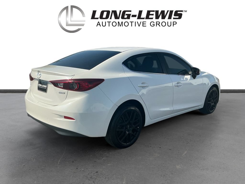 Used 2018 MAZDA MAZDA3 Touring FWD image 7