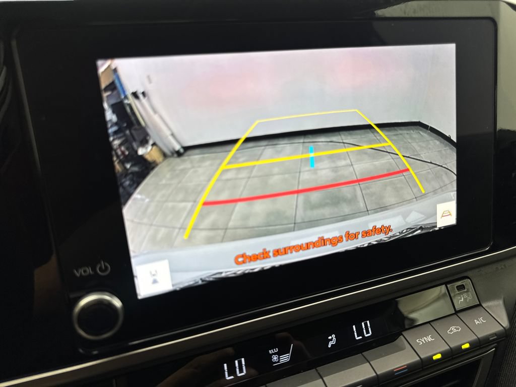 Used 2025 Toyota Camry LE FWD image 66