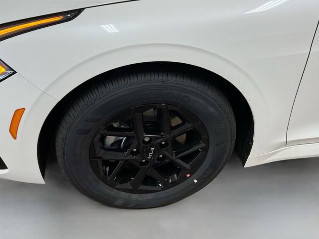 New 2026 Kia K5 LXS image 28