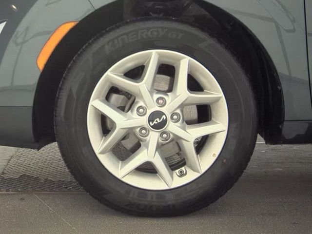 Used 2025 Kia Soul LX w/ LX Technology Package FWD image 19