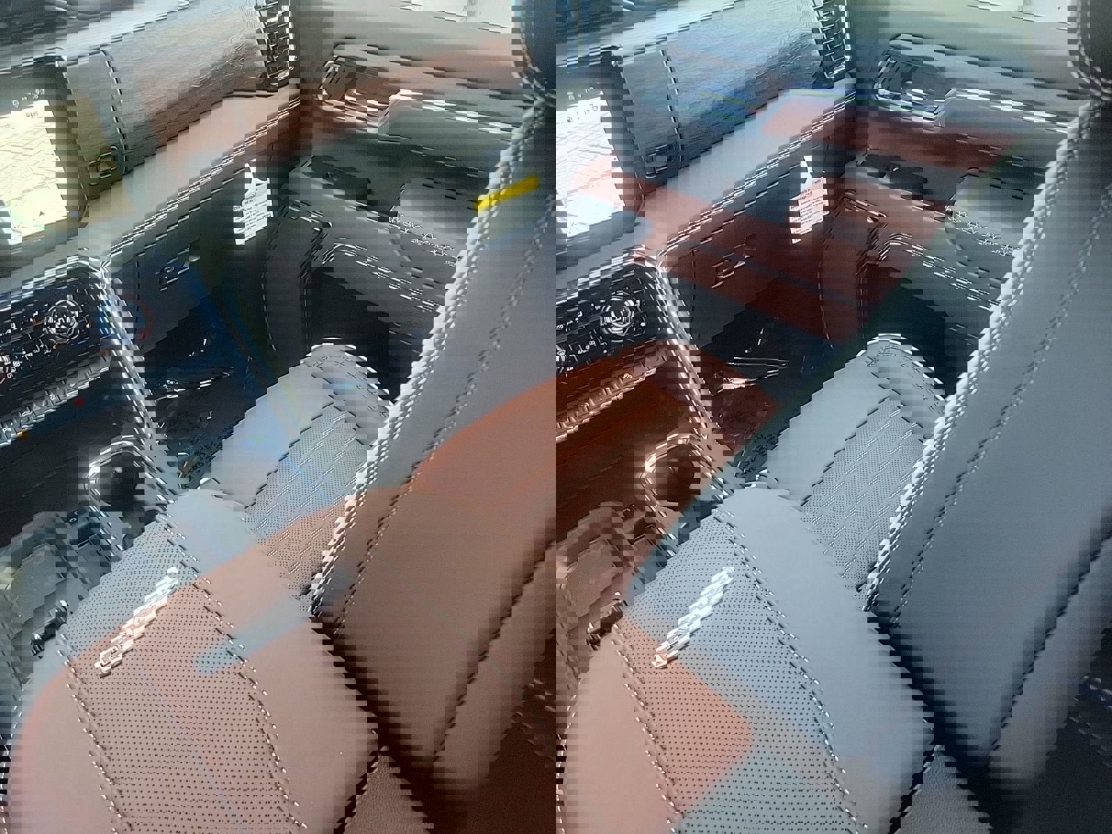 New 2026 GMC Sierra 2500 Denali Ultimate image 14